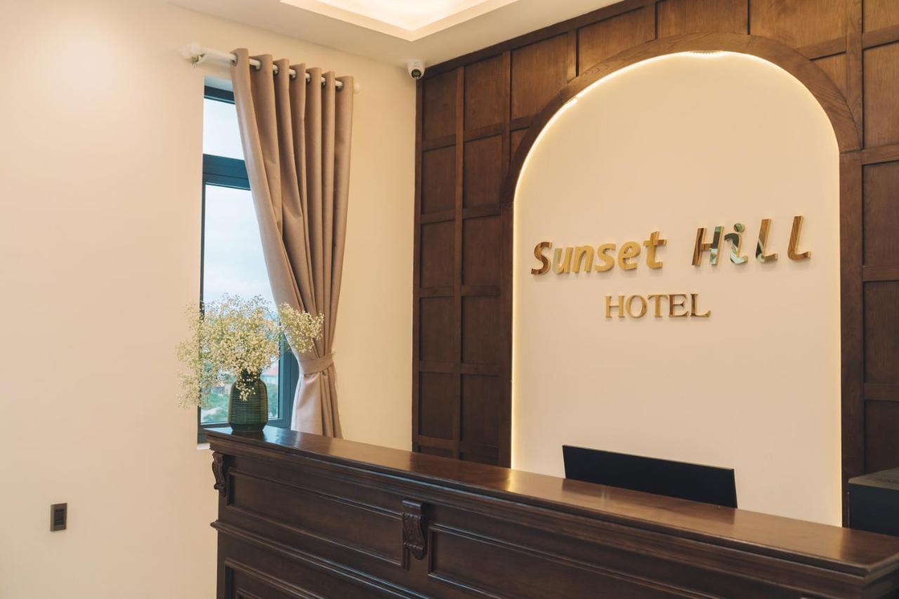 Отель Sunset Hill Dalat Экстерьер фото