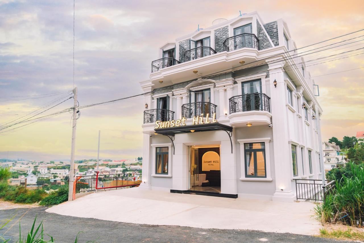 Отель Sunset Hill Dalat Экстерьер фото